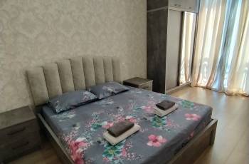 Carrefour flat 2+1