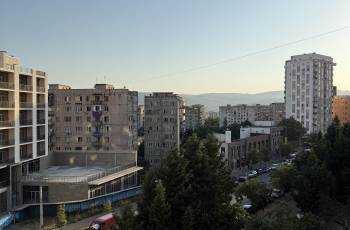 ქირავდება ბინა დღიურად