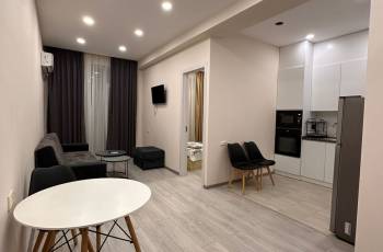 Rent an apartment with 1 insulated bedroom.
