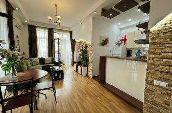 Квартира возле метро Площадь Свободы