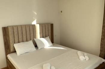 Apartment for rent in front of McDonald's