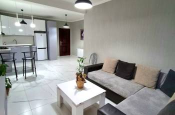 ქირავდება დღიურად და საათობრივად.568 82 80 45