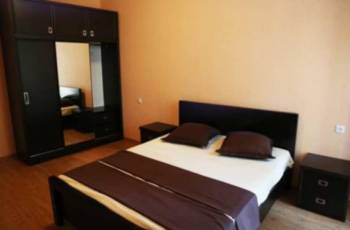 ქირავდება ბინები დღიურად და საათობრივად