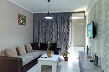 For daily and hourly rent. 568 82 80 45