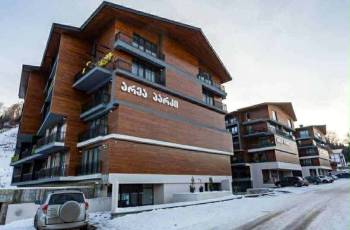 ბაკურიანში ქირავდება ბინა 