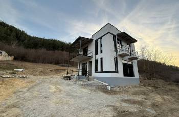 Продается загородный дом в селе Биис