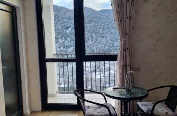 Сдается квартира-студия с новым ремонтом