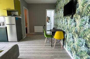 ქირავდება დღიურათ და საათობრივათ