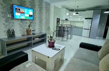 For daily and hourly rent. 568 82 80 45