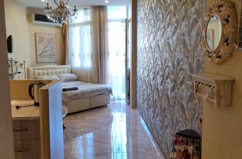 ქირავდება როგორც  დღიურად ასევე საათობრივად