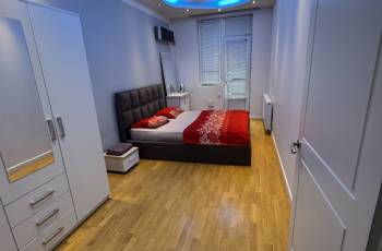 Apartment on Gorgasal in Dona building