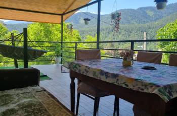 Apartment for rent with a balcony with a panoramic view of the mountain