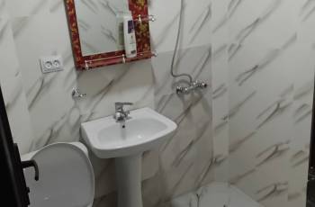 იმერეთის ბაზრობის წინ  დეფაკტოსთან ახლოს