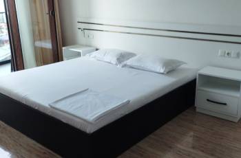 Apartment for daily rent, Inasaridze 13