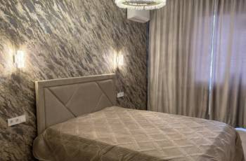 Квартиры сдаются посуточно и почасово.