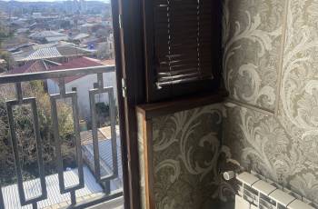 ქირავდება რუსთაველზე