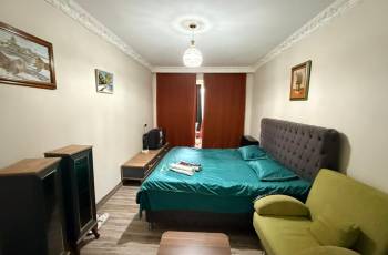 2-room apartment for rent in Agmashenebeli, No. 142