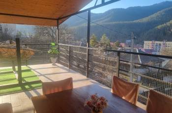 Apartment for rent with a balcony with a panoramic view of the mountain
