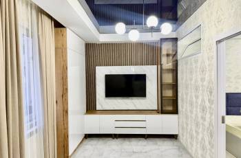 возле сада Киквидзе