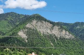 Сдается квартира с балконом с панорамным видом на горы