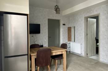 рядом с Карфуром