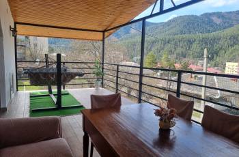Apartment for rent with a balcony with a panoramic view of the mountain
