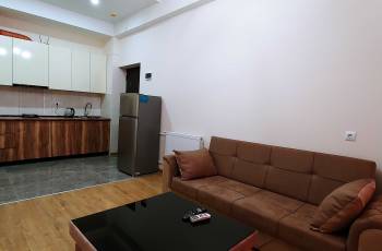 ქირავდება 2 ოთახიანი ბინა დღიურად