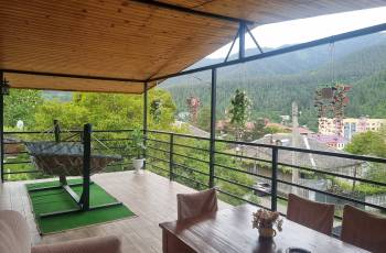 Apartment for rent with a balcony with a panoramic view of the mountain