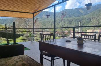Rent a balcony apartment with a panoramic view of a mountain