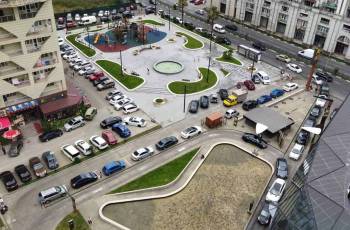 Аренда перед плоским Макдональдсом