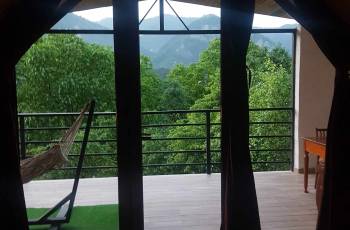 Rent a balcony apartment with a panoramic view of a mountain