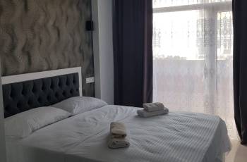 ქირავდება ბინა დღიურად ზღვის ხედით