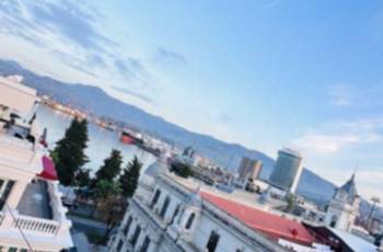 ძველი ბათუმი ზღვის ხედით